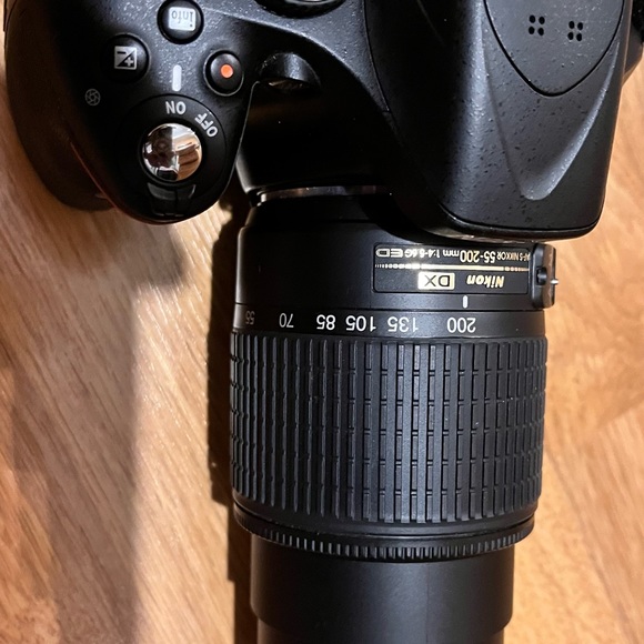 Nikon D5200 DSLR CAMERA CHEAP KIT - Picture 10 of 12